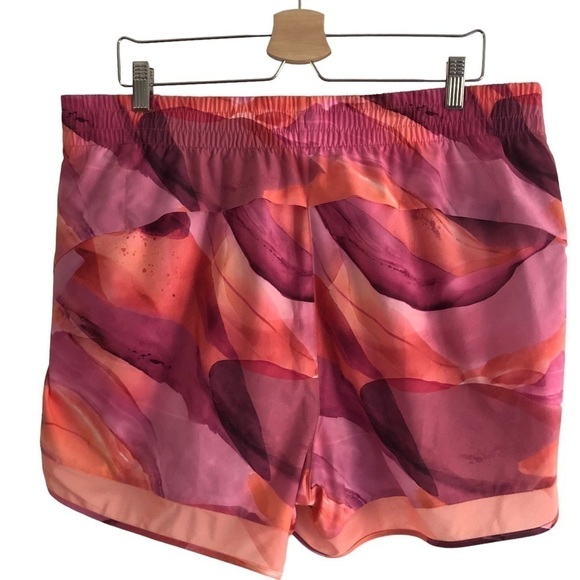 Athleta Printed Mesh Racer Run Shorts 4” Size 1X Pink Orange - Picture 6 of 14